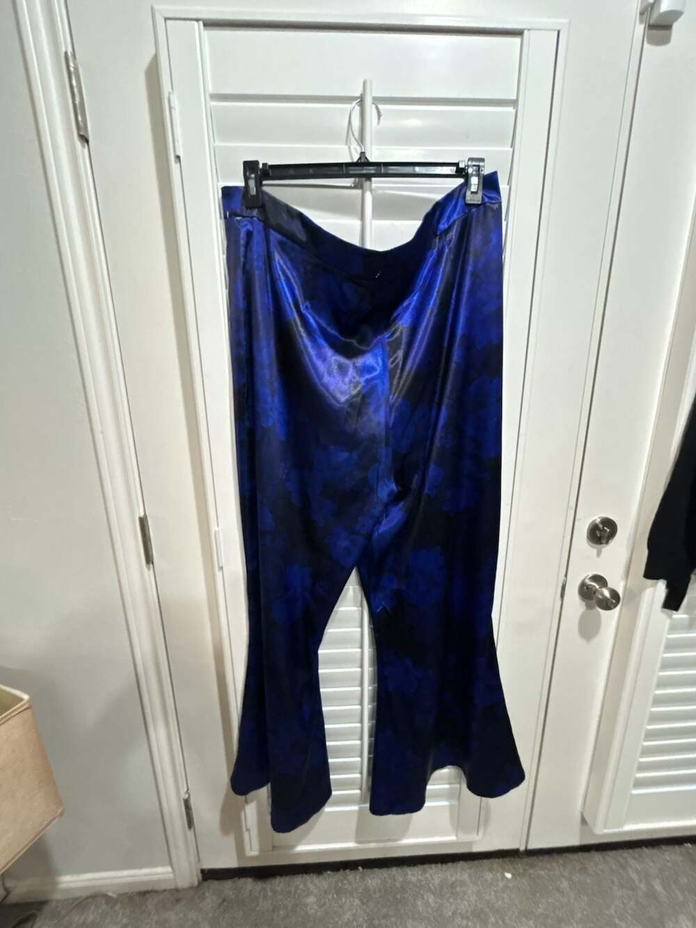 Reclaimed Vintage Blue & Black Floral Satin Jacquard Wide Leg Pants US 20